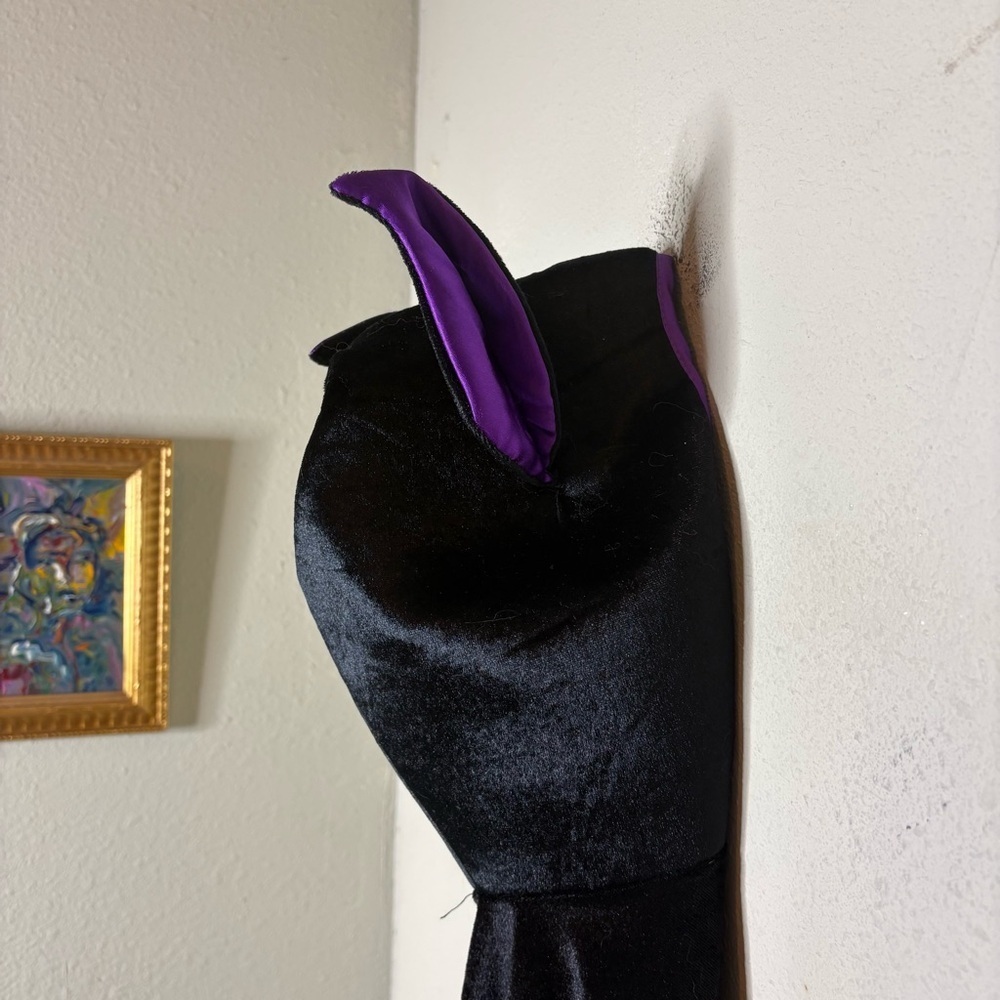 Child's Velvet Bat Cape One Size - Picture 2 of 6